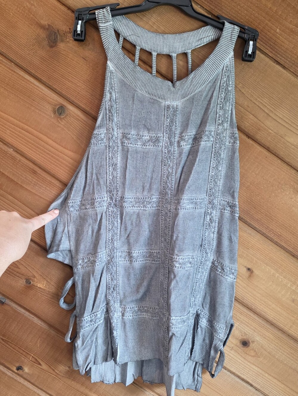 52) POL Sleeveless BOHO Knit Top Sz. Large - Picture 2 of 15